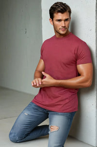 What Makes a T-Shirt Premium? A Breakdown of Fabric, Fit & Feel